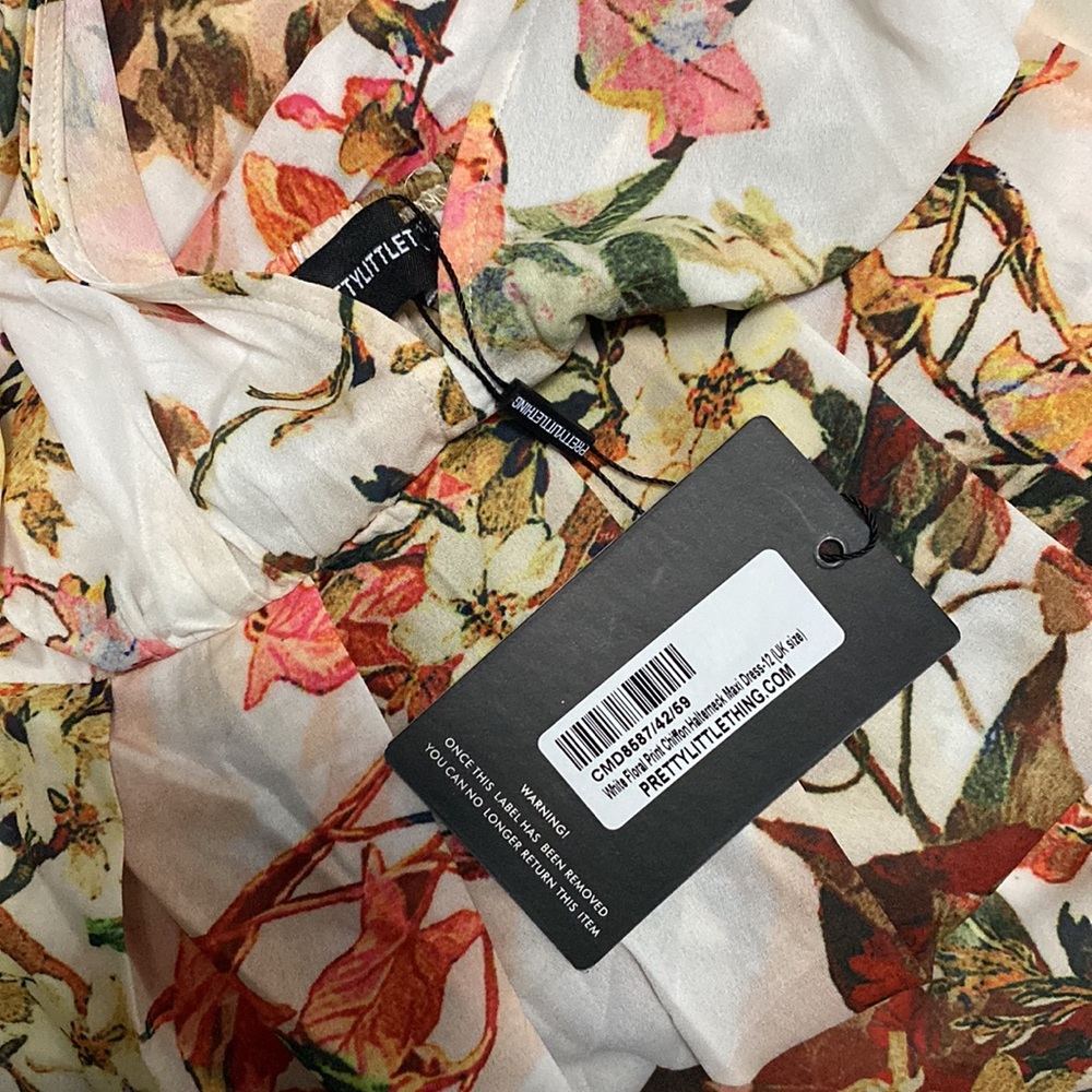 WHITE FLORAL PRINT CHIFFON HALTERNECK MAXI DRESS - Picture 7 of 8